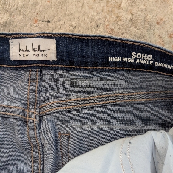 Nicole Miller jeans 8 - Picture 2 of 5